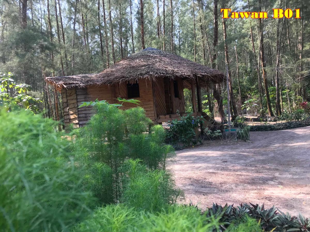 Tawan Bar And Bungalow Hotel Ko Phra Thong Buitenkant foto
